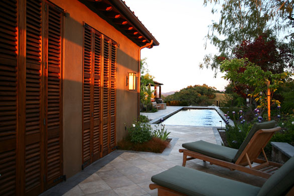 Alexander Valley Residence, side patio
