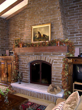 Dry Creek Courtyard Fireplace