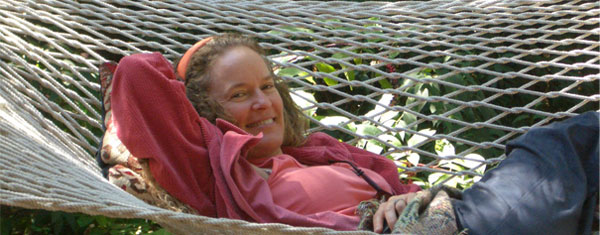 Martha Hunt, relaxing!